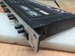 Behringer HA 4000 Headphone Distribution Amplifier