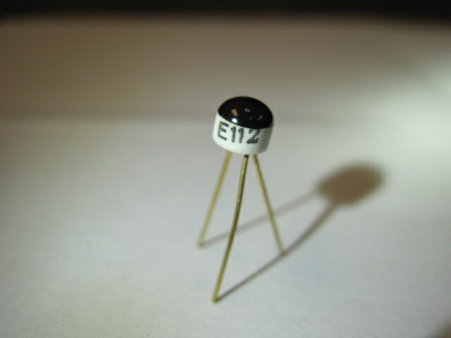 MOOG MINIMOOG. SONIC 6, MICRO, & TAURUS E112 FIELD EFFECT TRANSISTOR NOS