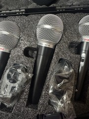 Pyle PDMICKT34 Dynamic Microphone Kit (3) Professional Handheld Mics & Cable