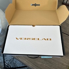 Roland Verselab MV-1 Music Production Stand Alone