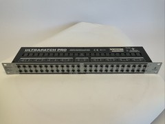 Behringer PX3000 Ultrapatch Pro 48 Point Audio Patch Bay