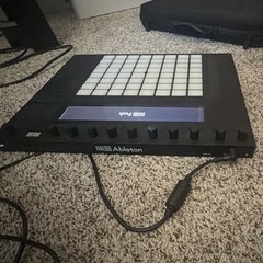 Ableton Push MIDI Pad Controller 64 Pads Display Rotary Encoders USB In WithCase