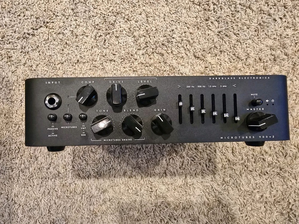 Darkglass Electronics Microtubes 900 V2 Bass Guitar Amplifier Head 900W Black
