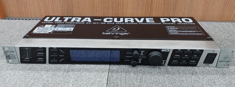 Behringer DEQ2496 Ultra-Curve Pro 24bit Digital EQ Processor Tested JP