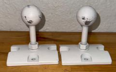 Pair Of JBL 179-00002-00 179-00002-01 Ball Mounts for Control 25 and 28 Speakers