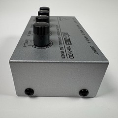 Behringer MicroMIX MX400 4-Channel Ultra Low-Noise Line Mixer Untested
