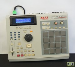 Akai MPC2000XL MIDI Production Center Sampler Sequencer Drum Machine W/ 8 Outs