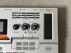 YAMAHA SU200 Sampling Unit 8 Pad Sampler Loop Remix Effects w/Box Manual Tested
