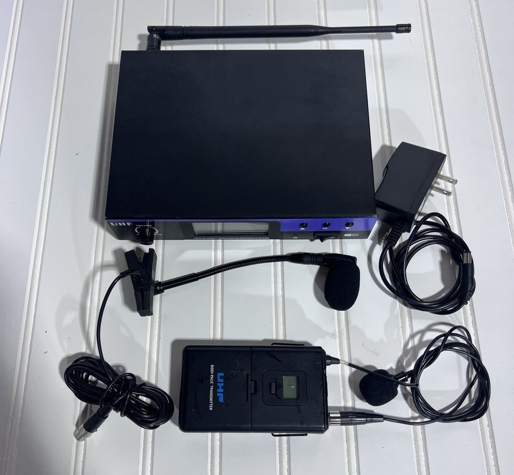True Diversity Wireless Microphone System