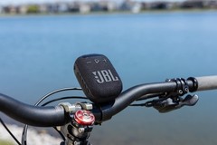 JBL WIND3 Bluetooth Speaker, IP67 Waterproof, Bike Mount, FM Radio
