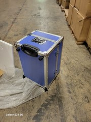 Flight Road Case Protective Padded Equipment Storage Box with Lock and Wheels