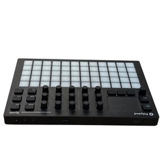 Polyend Synth Black 8-Voice Polyphonic Desktop Multi-Engine Synthesizer 9677