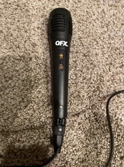 QFX M-107 Dynamic Professional Microphone – Black
