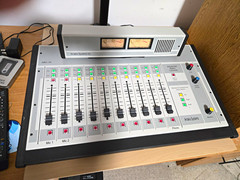 Arrakis Systems ARC-10 Broadcast Mixer 10-Channel VU Meter Headphone Out