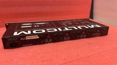 Behringer MDX-2400 Multicom Interactive Quad Dynamics Processor READ DESCRIPTION
