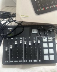 Rode Rodecaster Pro Podcast Production Studio 4-Channel Audio Mixer