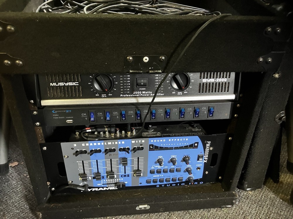 MUSYSIC SYS-2000W Professional Power DJ Amplifier 2U