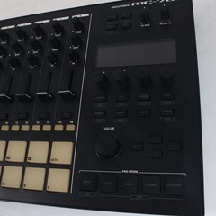 Roland MC-707 GROOVEBOX Sampler Sequencer 8 tracks Woking Used from Japan