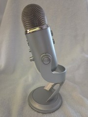 Blue Yeti Professional Multi-Pattern Silver USB Microphone with Stand