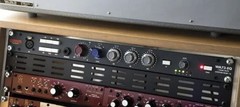 Warm Audio WA73-EQ Microphone Preamp & EQ with 25′ Instrument and XLR Cables