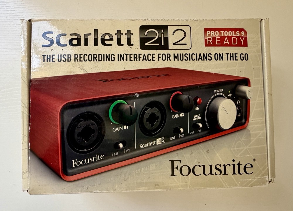 Focusrite Scarlett 2i2 2nd Generation USB Audio Interface Red
