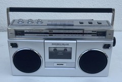 ION AUDIO BOOMBOX DELUXE RETRO AM/FM RADIO BLUETOOTH CASSETTE PLAYER iSP1128