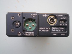 Lectrosonics UM250B Transmitter UCR 210D Receiver Block 29 with Lav Mic