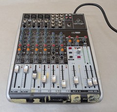 Behringer Xenyx Q1204USB 8-CH 12-Input 2/2 Bus Analog Mixer