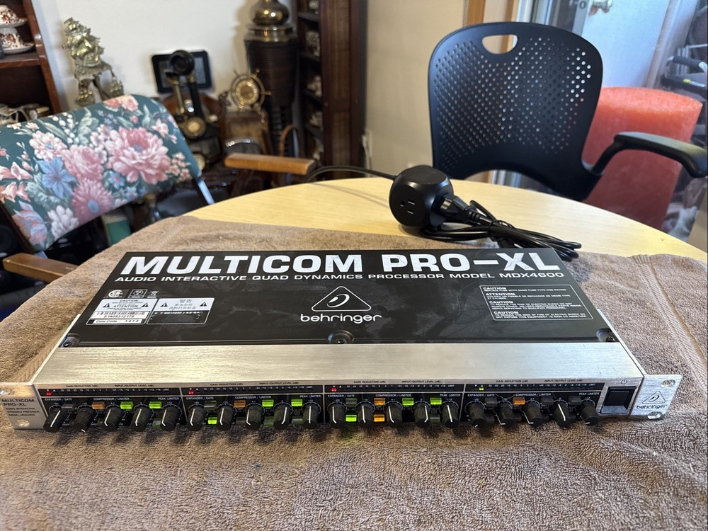 Behringer Multicom PRO-XL MDX4600 4-Ch. Audio Interactive Dynamics Processor