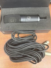 Audio-Technica AT4060 Cardioid Tube Condenser Microphone, Large Diaphragm