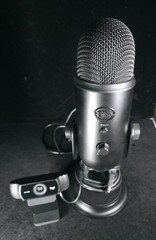 Blue Yeti USB Microphone & Logitech C922 Pro HD Webcam Streamer Bundle $229 New!
