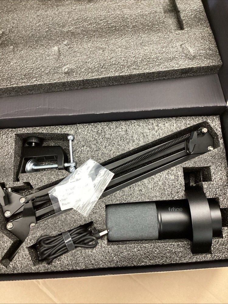 Fifine K688CT AmpliTank Dynamic USB XLR Microphone Kit with BoomArm