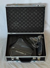 Phenyx Pro PAS-227X Antenna Combiner System 4-Ch 450-900MHz w/ Hard Flight Case