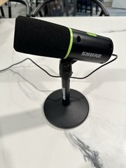 Shure MV6 USB Gaming Microphone for Streaming Podcasting & Recording Black