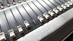 Allen & Heath PA28 28 Channel Live & Studio Mixer – Working -Missing 2 Knobs