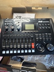 ZOOM R8 Multi Track Recorder Total Music Production