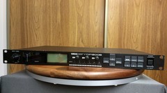 Yamaha YDP2006 Digital Parametric Equalizer HI and LOW filters and Notch filter