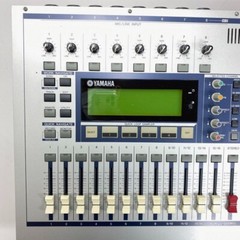 Yamaha AW1600 Digital Multi-track Recorder CD-ROM 3pieces ROADREADY Rack case