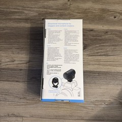 SENNHEISER Professional MKE 200 Directional On-Camera Microphone with 3.5mm