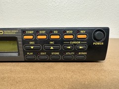 Yamaha FX550 Guitar Effect Processor – Works Great!