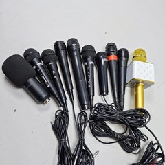 Lot of 10 Mixed Microphones – Untested, Various Models & Colors