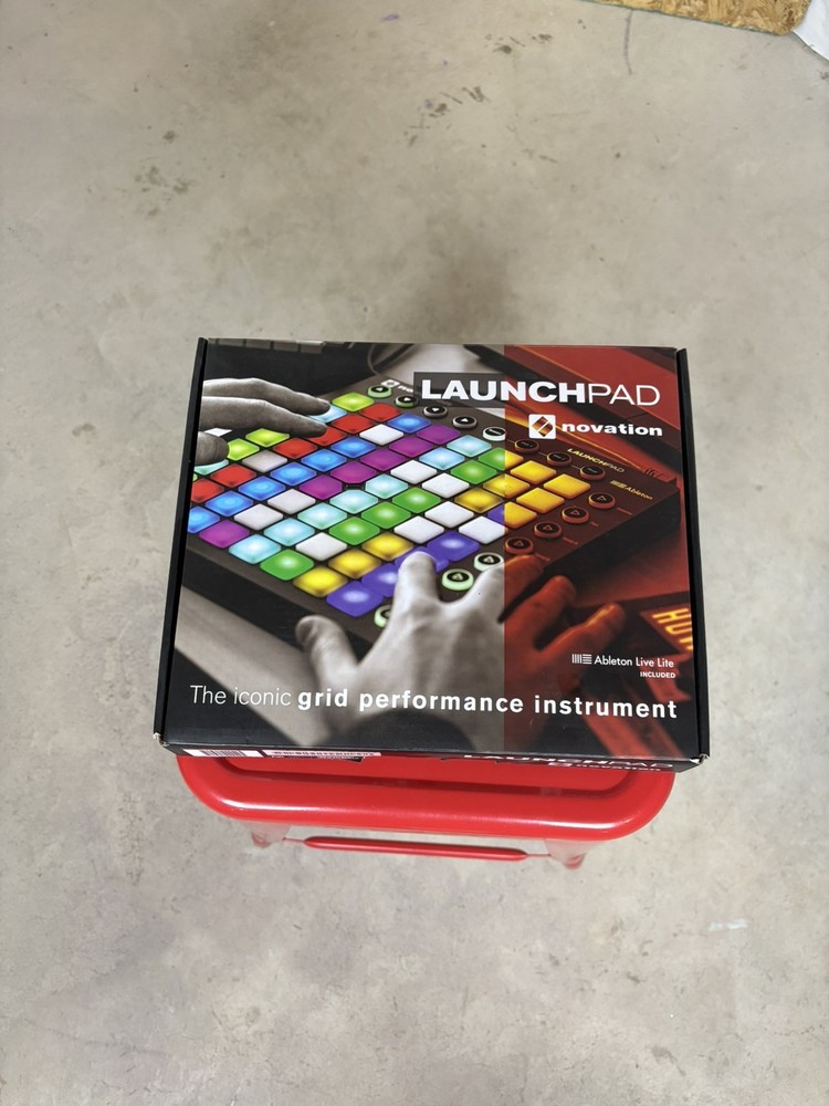 Novation Launchpad MK2 Ableton Live Controller NOVLPD09 W/USB Cord