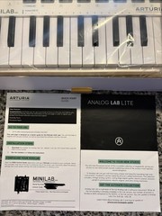 GREAT CONDITION Arturia MiniLab MkII MIDI Controller w/ Analog Lab Lite Software
