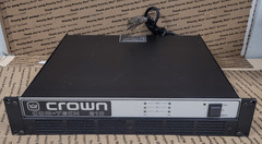 CROWN COM-TECH 210 Power Amplifier W/RACK EARS (TESTED)
