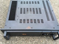 TOA P-150M Power amplifier 220w @ 4 ohm, work great $125.