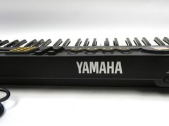 Vintage Yamaha YS200 61-Key Digital FM Synthesizer w/ Case, Pedal, Manual