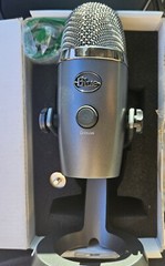 Blue Yeti Nano Premium USB Microphone Shadow Grey for Recording & Streaming