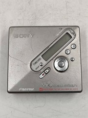 Sony MZ-NF810 Walkman Voice Recorder Not Working For Parts Silver