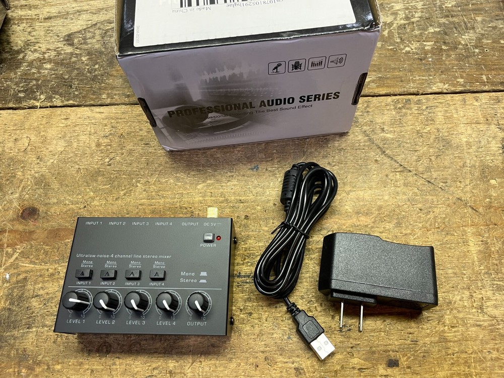 NEW * 4/8 channel stereo/mono line level / keyboard mixer 1/4″ TRS/TS