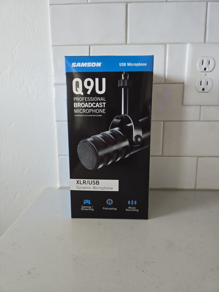 Samson Q9U Professional Broadcast Microphone